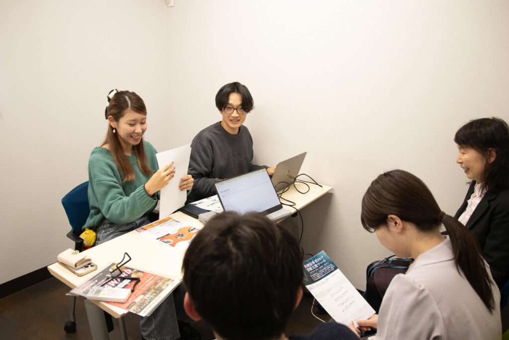 1巡目グループの展示会の様子